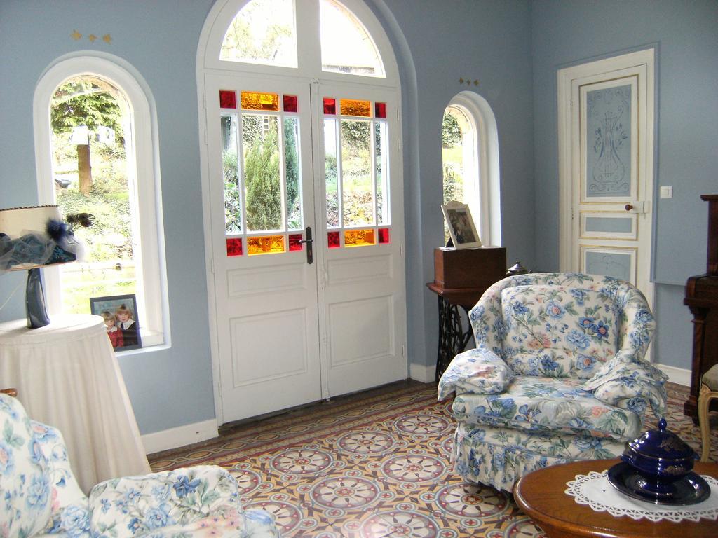 مبيت وإفطار Caumont-Sur-Aure Le Relais Du Mont Chauve المظهر الخارجي الصورة