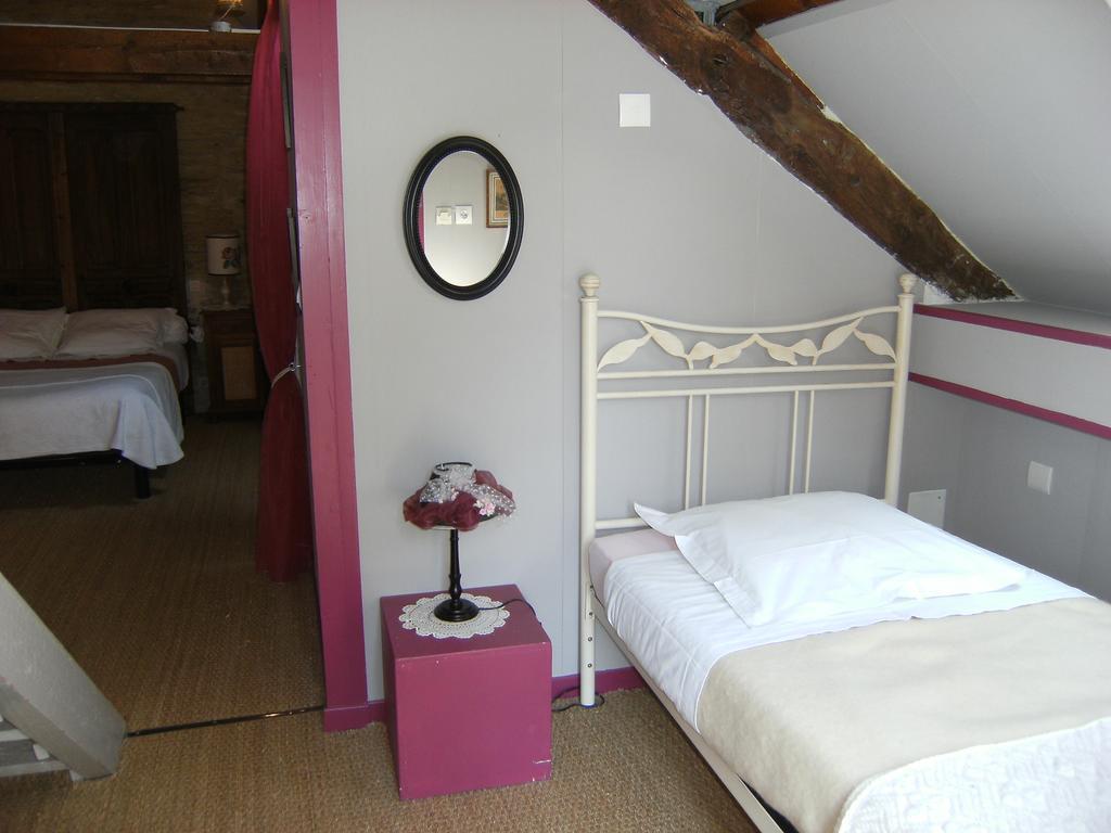 مبيت وإفطار Caumont-Sur-Aure Le Relais Du Mont Chauve الغرفة الصورة