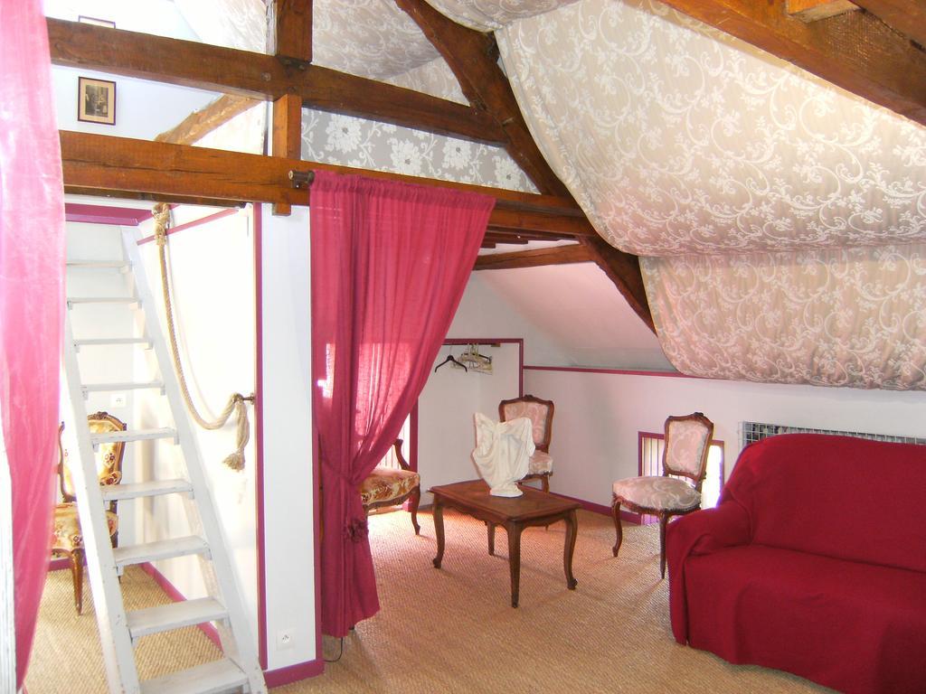 مبيت وإفطار Caumont-Sur-Aure Le Relais Du Mont Chauve المظهر الخارجي الصورة